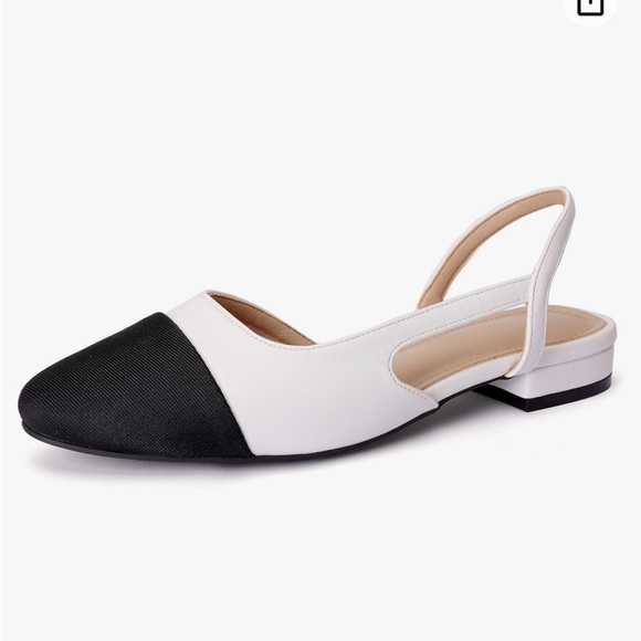 Two Toned Flats Sandals 10.5(43) - Picture 1 of 12
